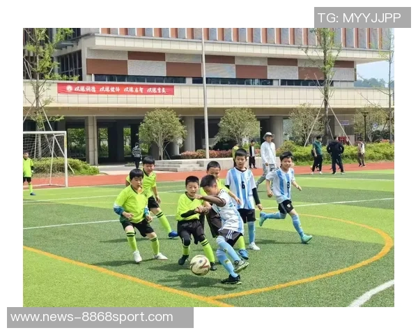 寻找精彩瞬间我要踢足球的精彩图片分享与欣赏 寻找精彩瞬间我要踢足球的精彩图片分享与欣赏